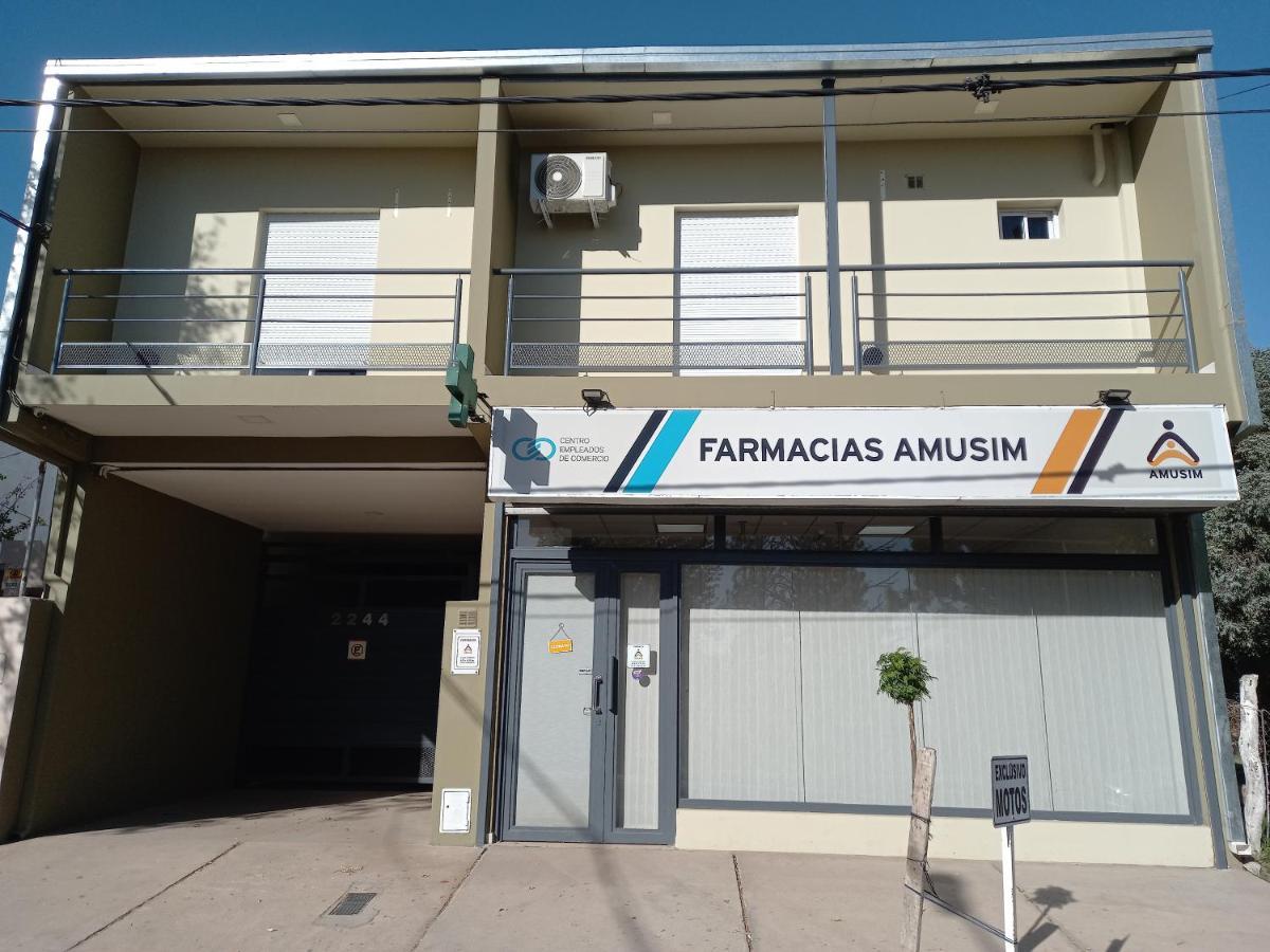 Departamentos Temporarios Raul B. Diaz Lägenhet Santa Rosa  Exteriör bild